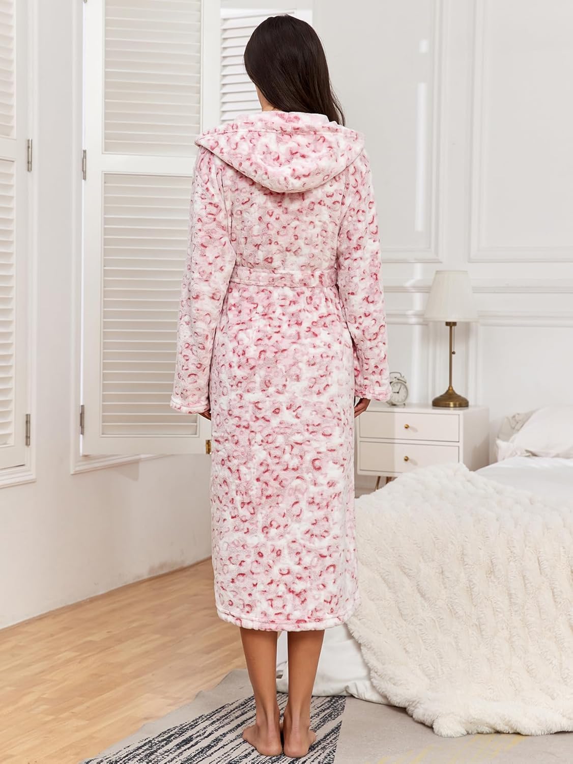 RONGTAI Womens Robes Plush Fleece Hooded Bathrobe Thick Nightgown with Pockets Fluffy Sleepwear (US, Alpha, X-Large, Plus, Long, Pink Leopard)