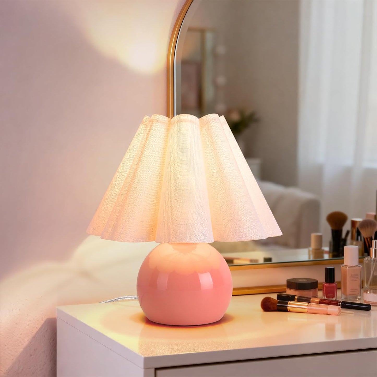 Pink Small Bedside Mini Table Lamp for Bedroom, Cute Bedroom Lamps for Nightstand, Cute Mini Table Lamps for Small Spaces with Scalloped Shade for Kitchen Counter, Bookshelf, Kids Dorm, Home Office