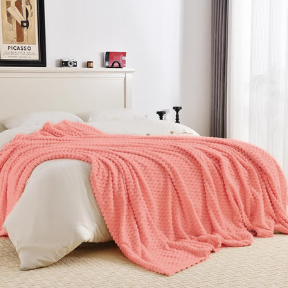 PLEASANT BOULEVARD Fleece Throw Blanket for Couch with 3D Turtle Shell Jacquard Soft Blanket, Fuzzy Blanket for All Seasons 60x80 Inches, Pink