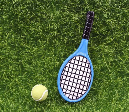Miniature Tennis Racket Set, 1/12 Scale Accessories, Mini Racket Set, Small Tennis (Pink)