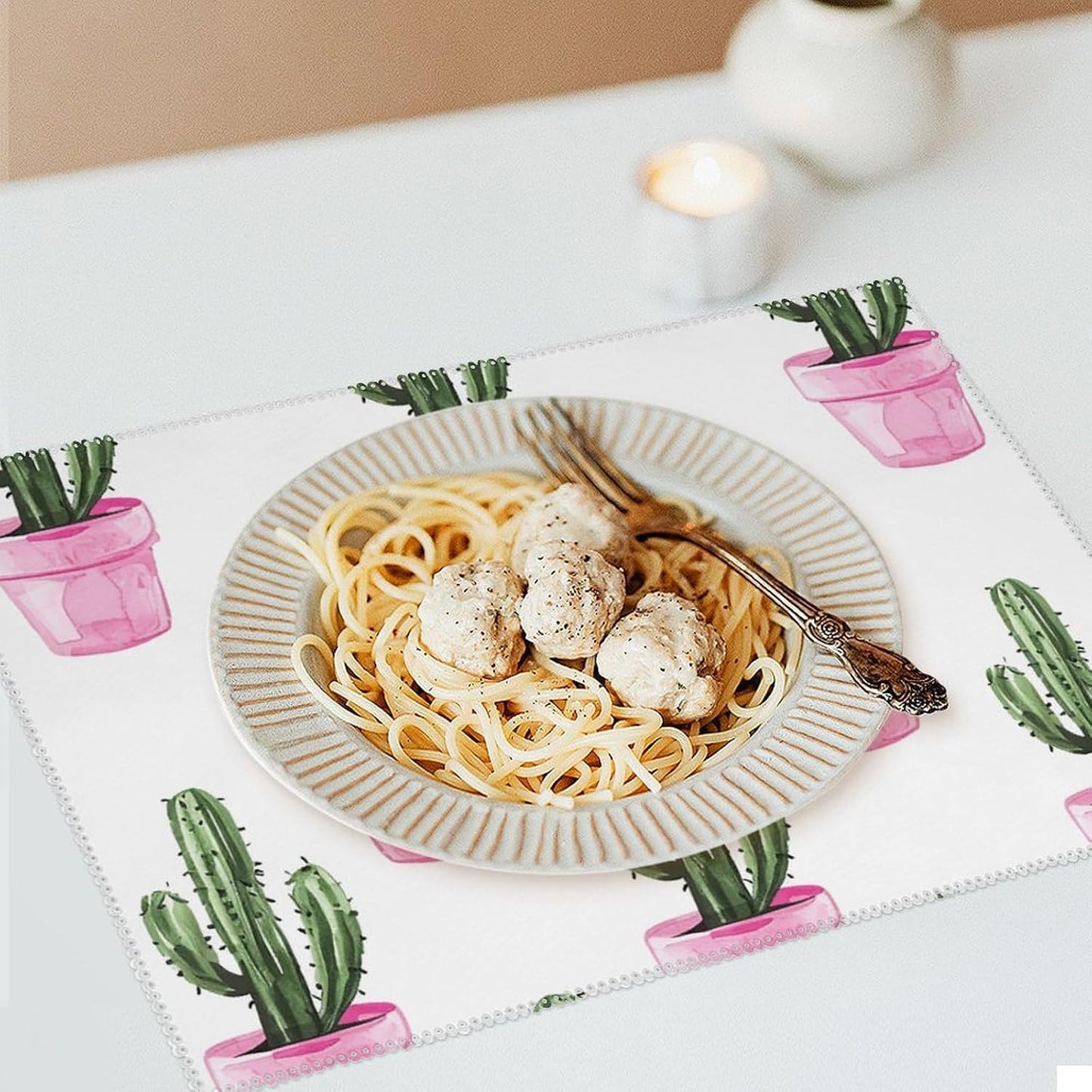 Placemats Set of 4 Heat Resistant Table Placemats Set Washable Easy Clean Placemat Durable Non-Slip Dining Table Mats Set Peach Pot Pattern Kitchen Place Mats for Dining Indoor Outdoor