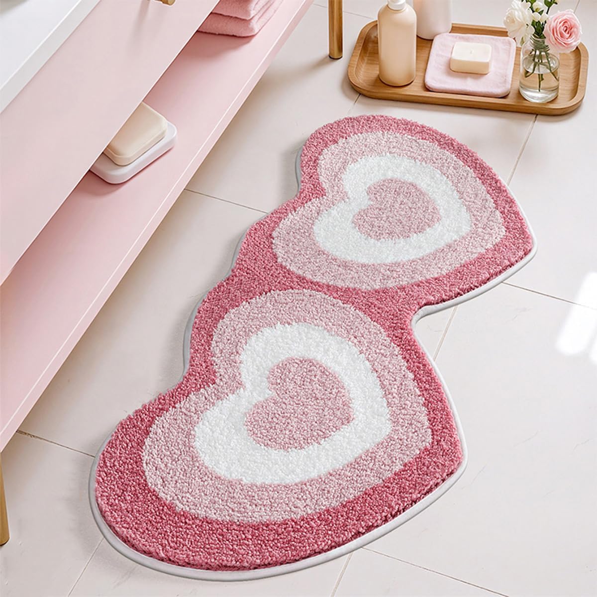 Cute Heart Bath Mat, Red Pink Warm Color Girls' Bathroom Rug, Fluffy and Soft, Anti Slip, High Absorbent, Easy to Clean, Machine Washable for Tub, Shower Mat, 19.7" x 39.4", Heart to Heart