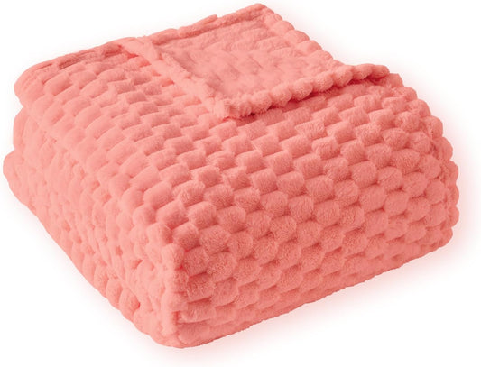 PLEASANT BOULEVARD Fleece Throw Blanket for Couch with 3D Turtle Shell Jacquard Soft Blanket, Fuzzy Blanket for All Seasons 60x80 Inches, Pink