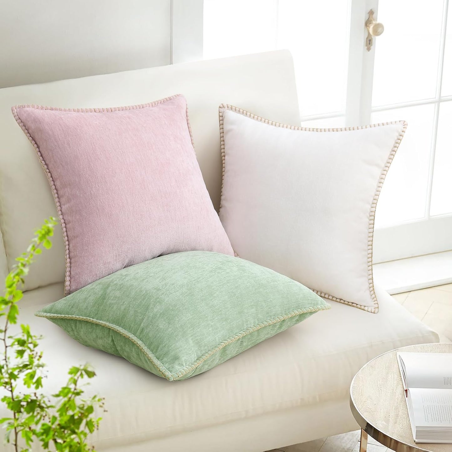 decorUhome Summer Chenille Soft Cozy Throw Pillow Covers 18x18 Set of 2, Modern Farmhouse Boho Velvet Decorative Pillow Cases with Stitched Edge for Couch Sofa Bed Home Decor, Blush Pink