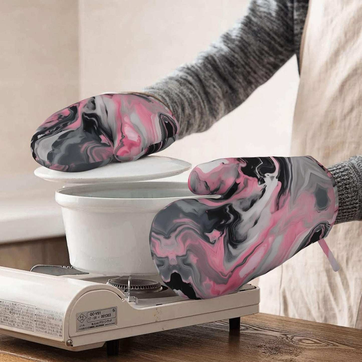 Pink Abstract Ink Marble Gray Artistic Print Oven Mitts and Pot Holders 4-Piece Set Heat Resistant Baking Gloves Silicone Kitchen Gloves