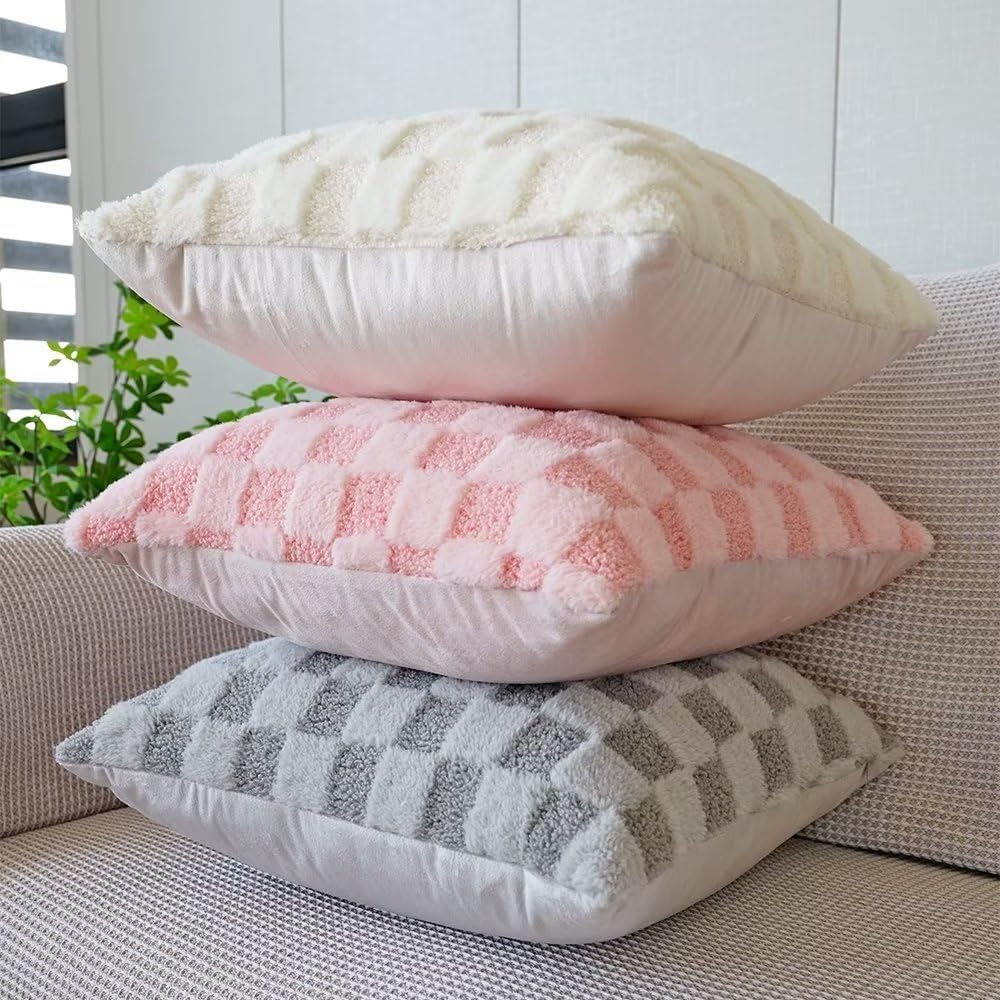 Faux Fur Plush Decorative Throw Pillow Covers 18x18 Square Checkered Soft Faux Fur Pillow Covers for Couch Christmas Set of 2 Pink-Z x2
