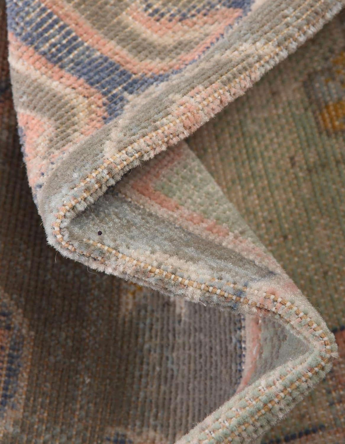 Unique Loom Whitney Collection Area Rug - Geneva (3' 3" x 5' 3" Oval, Pink/ Blue)