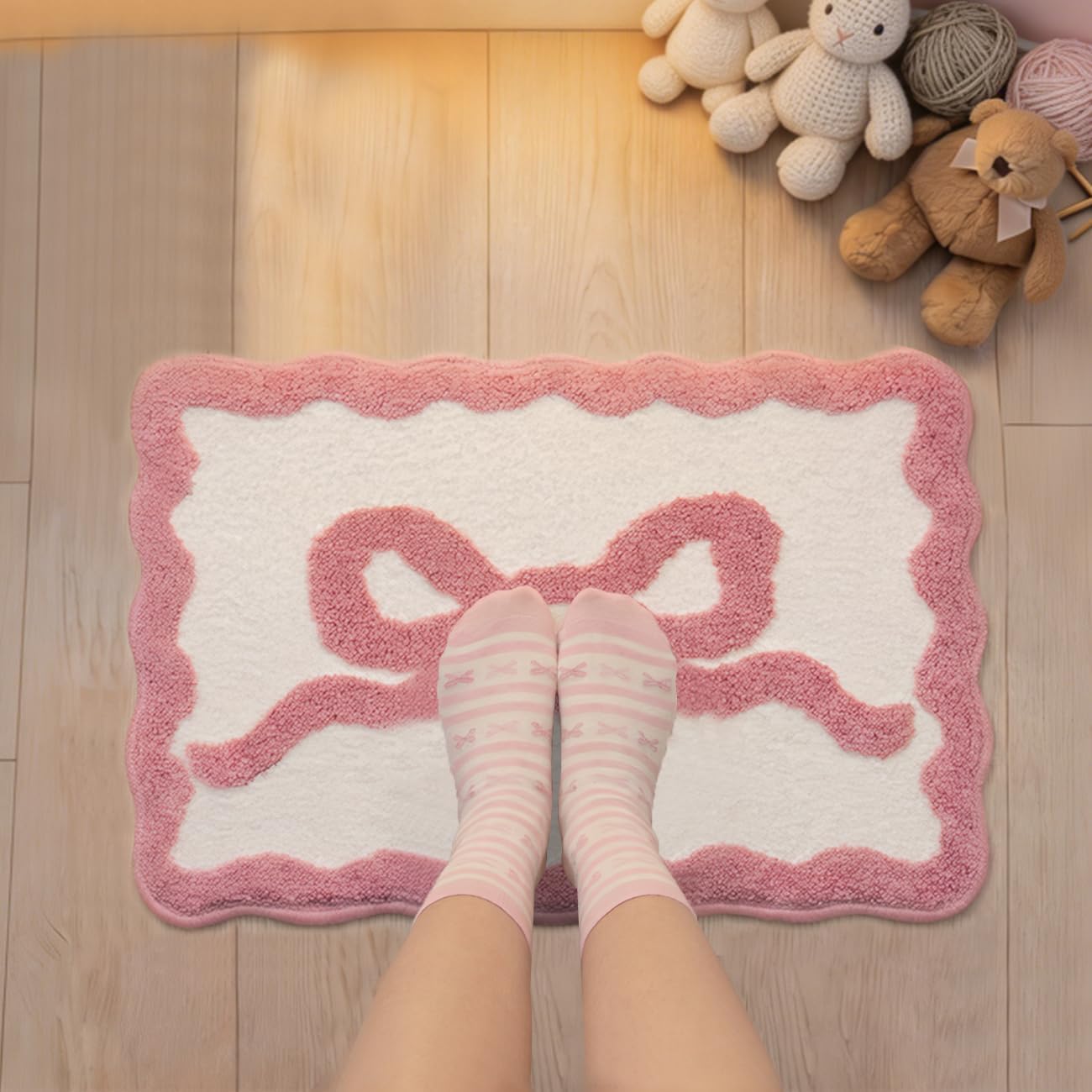 Pink Bow Bath Mat - Scalloped Bow Bathroom Rug Coquette Room Decor Microfiber Bath Mat Water Absorbent Non Slip Shower Carpet Valentines Day Girls Bedroom Aesthetic Preppy Rug (Pink,20" x 32")