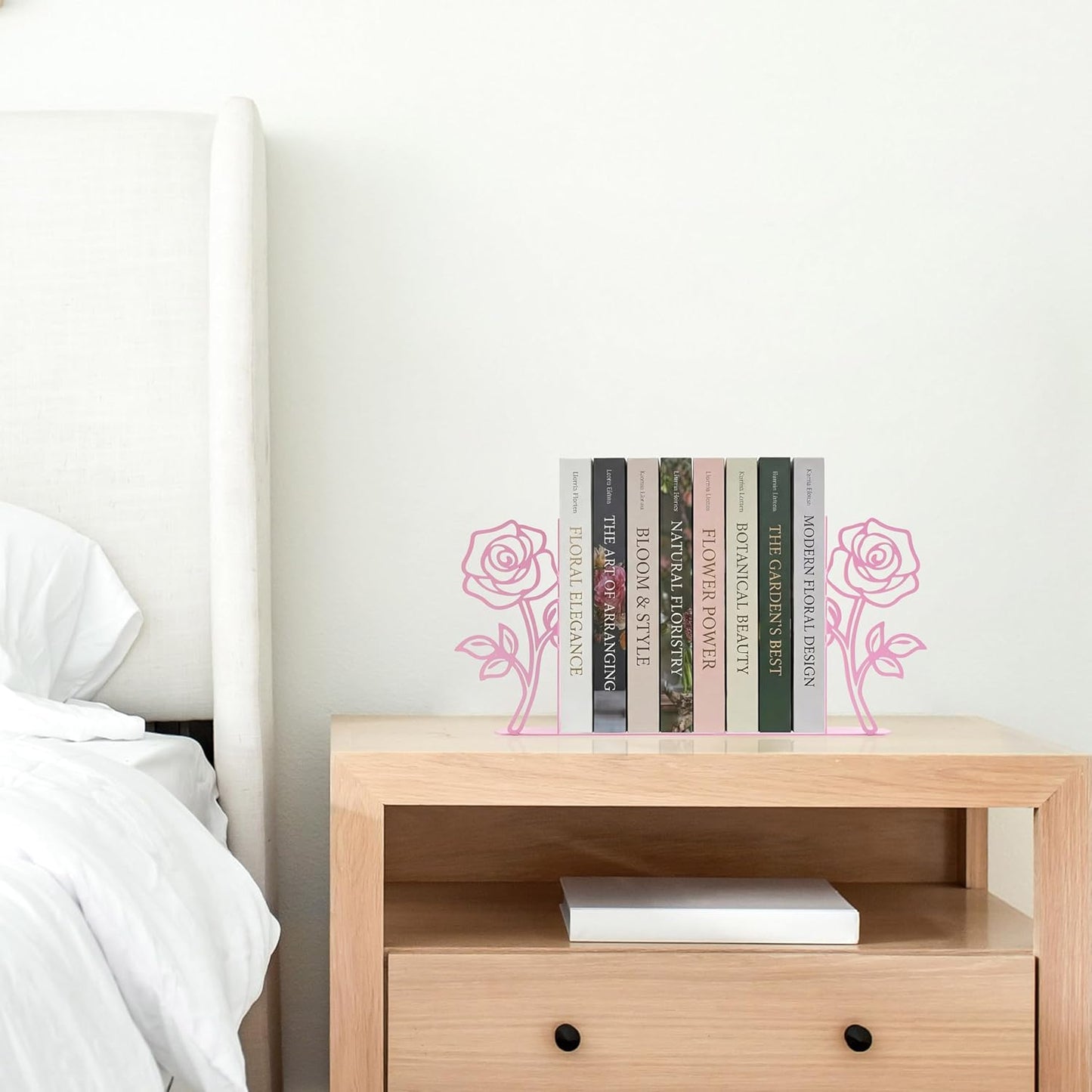Metal Rose Flower Bookends – Novelty Book Ends with Rose Design, Floral Shelf Decor Decorative Bookends for Shelves Ideal Gift for Book Lovers (Pink)