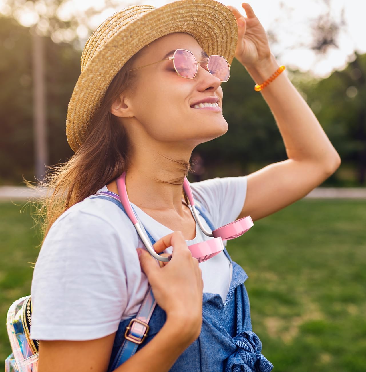 JUANANIUG Portable Neck Fan Rechargeable Personal HandFree Fan Mini USB Wearable Neckband Sport Fan 3 Speed Adjustable 360 Degrees Rotation Perfect for Working Traveling Office Reading (Pink)