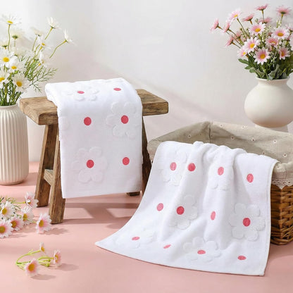Mindsoft 2 Pcs Daisy Hand Towels for Bathroom Coquette Hand Towels 100% Cotton Absorbent Decorative Jacquard Weave Bath Decor Preppy Kitchen Decor Gift(Pink)