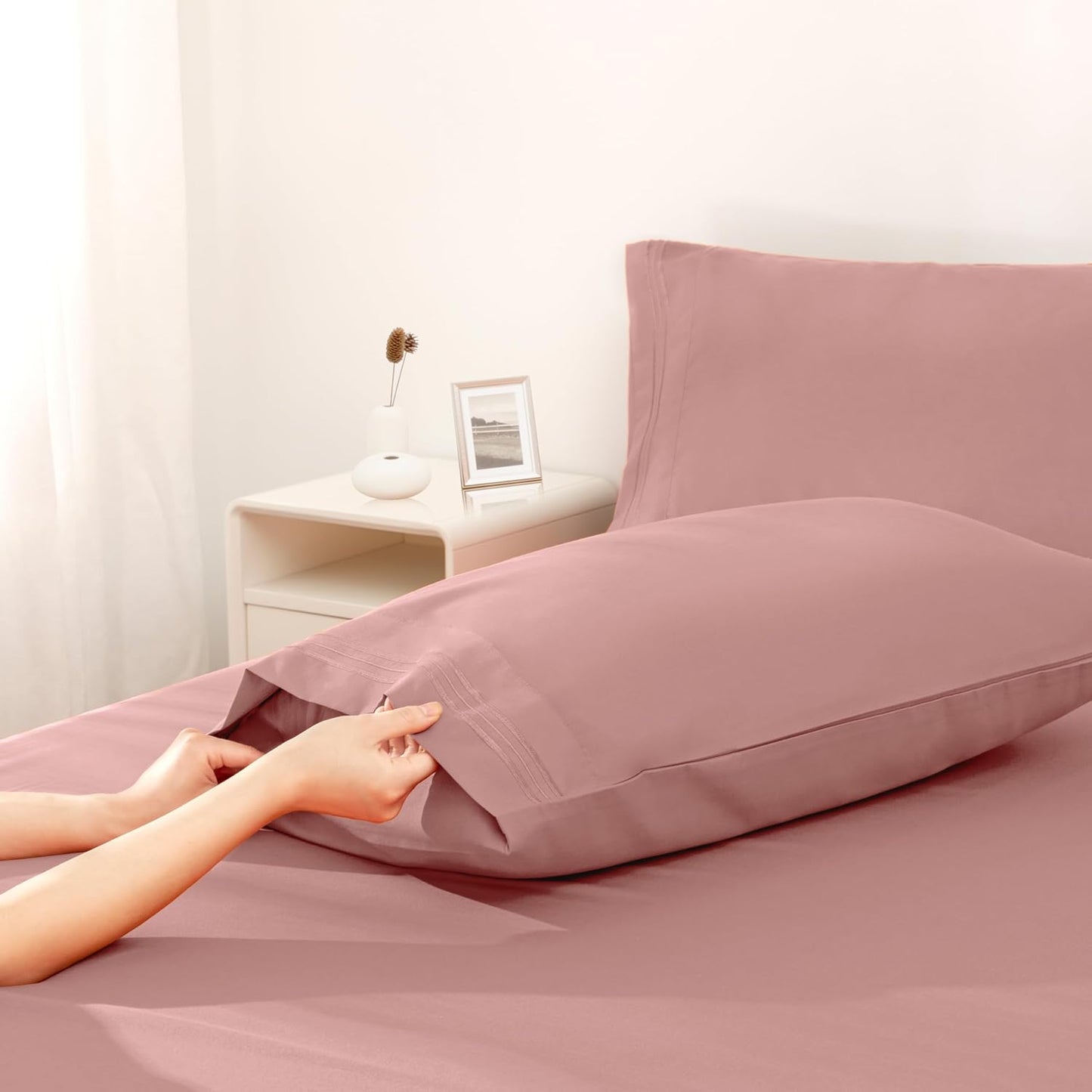 Horbaunal Dusty Pink Full Size Sheet Set - 6 Piece Luxury 1800 Thread Count Bedding Sheets & Pillowcases - 16 Inch Deep Pocket Microfiber Bedding Set - Soft & Wrinkle Bed Sheets