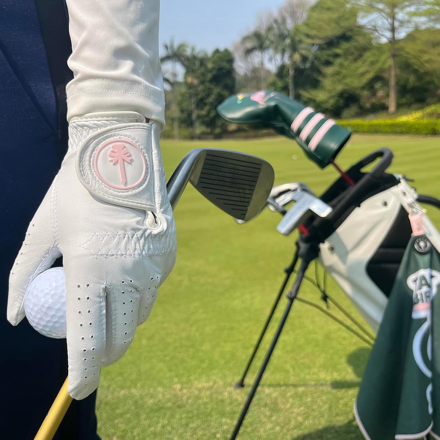 PINKTEE Women's Golf Glove Cabretta Leather Left Hand with Enhanced Grip Ladies Soft Pink Glove Fit Size Small Medium Large XL