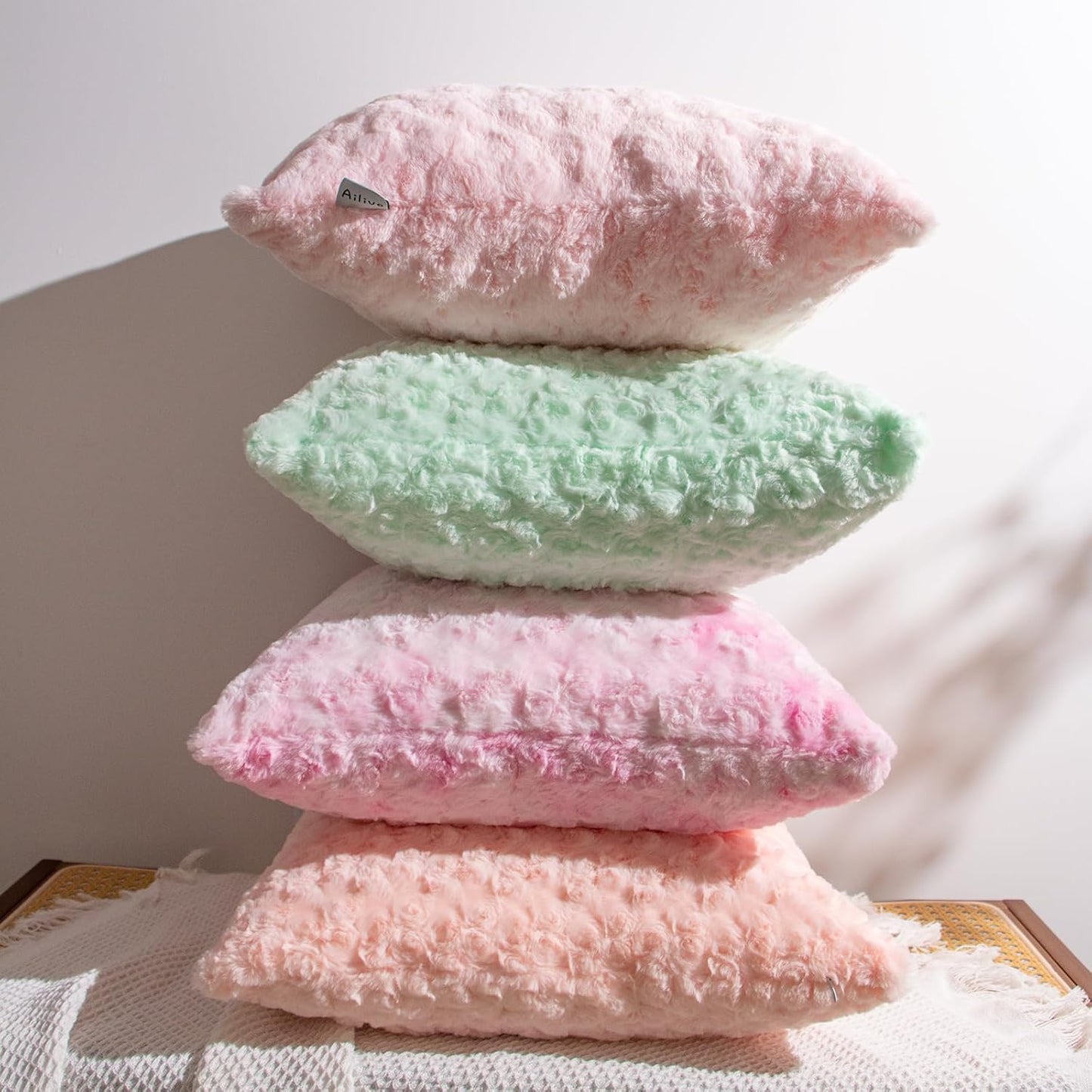 Peach Pink Square Throw Pillow with Insert – 18"x18" Decorative Cushion – 600g Faux Rabbit Fur + Plush 6D PP Cotton – Cozy & Elegant Accent for Bed, Sofa, Chair