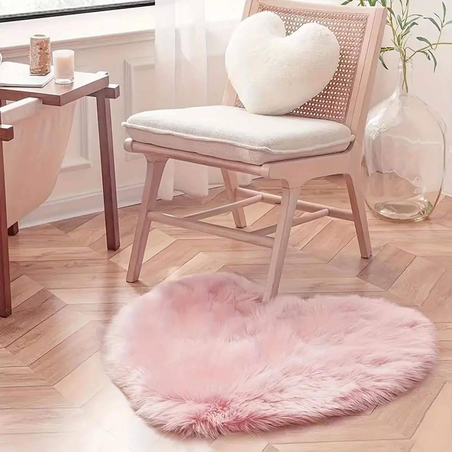 Heart Shaped Rug, Faux Fur Rug Fluffy Door Mat for Home Room Bedroom Decor, 12 x 16 Inch Pink 1