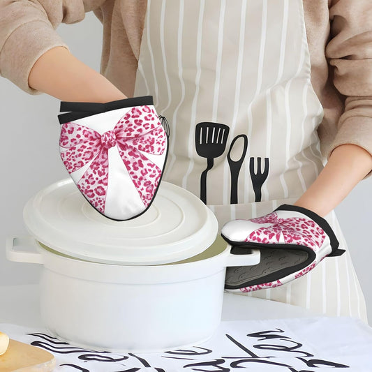 Light Pink Leopard Bow Mini Silicone Oven Mitts Heat and Slip Resistant Kitchen Mittens,Short Oven Gloves for Safe Cooking Baking & Grill,5.9"X5.9"