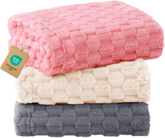 Luciphia 300GSM Fleece Dog Blanket for Small Medium Large Dogs 3D Jacquard 1 Pack 3 Flannel Puppy Cat Pet Throw Blankets Soft Washable Decorative Furniture Protect Pcs3-Grey/White/Pink, S(23''x16'')