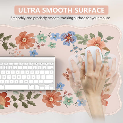 iCasso Desk Mat, Scalloped Desk Matt for Desktop, Cute Desk Pad Mat, XXL Large Mouse Pad, Anti-Slip Big Mousepad with Stitched Edges, Keyboard Pad Mouse Mat for Computer(Light Pink)