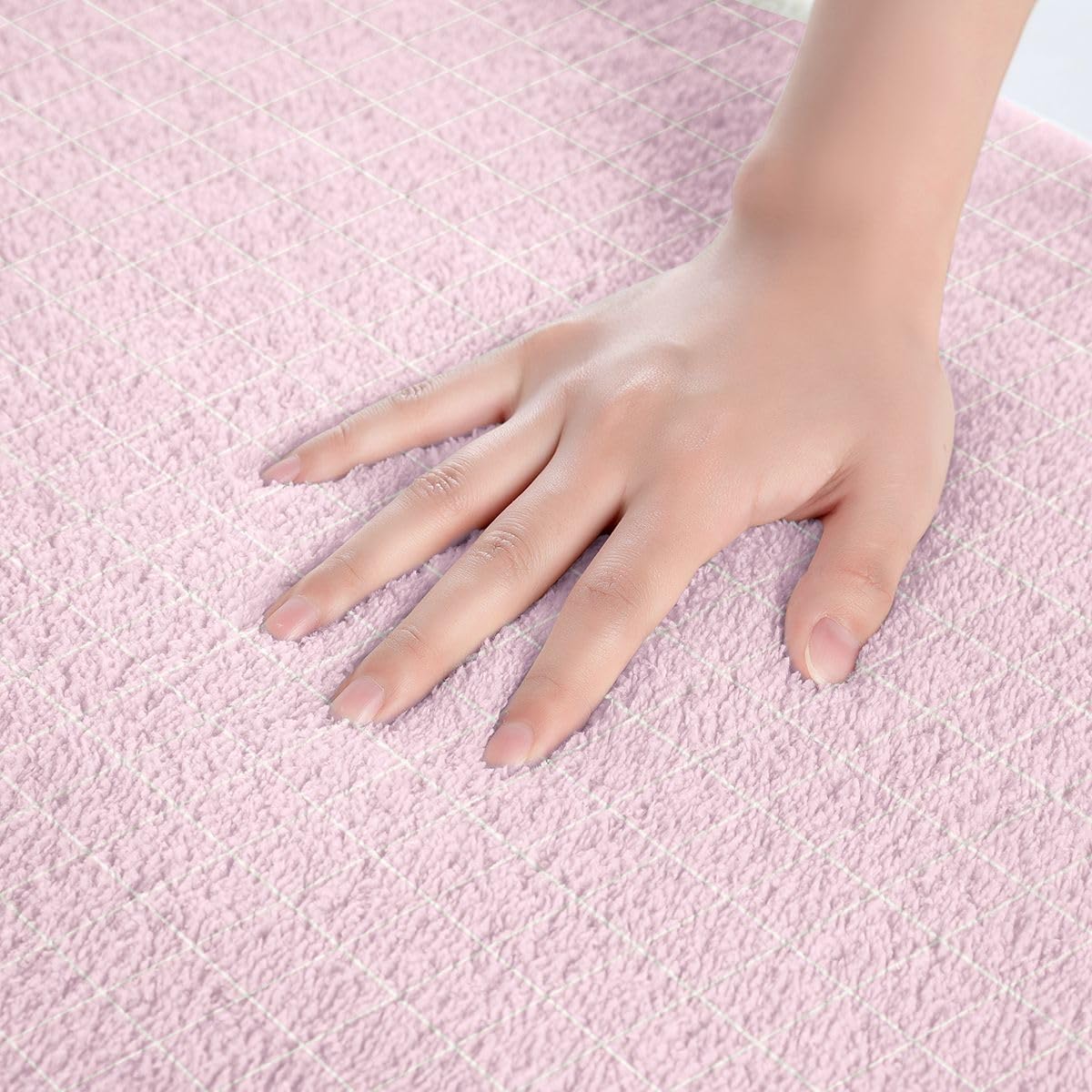 Feelyou Pink Grid Bathroom Rugs Microfiber 16"x24" Buffalo Plaid Checkered Bath Mats Non-Slip White Lines Bathroom Accessories Floor Doormats Soft Door Mat