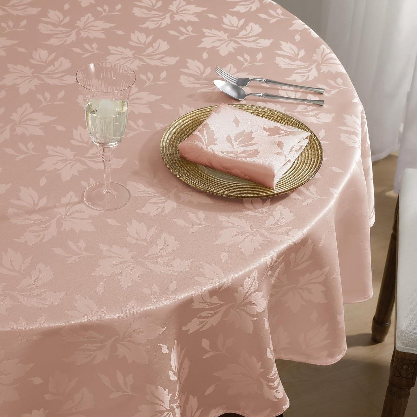 Romanstile Jacquard Round Tablecloth - Waterproof Damask Floral Pattern Decorative Table Cloth Heavy Weight Fabric Table Covers for Dinner, Parties, Outdoor - 70 Inch, Pink
