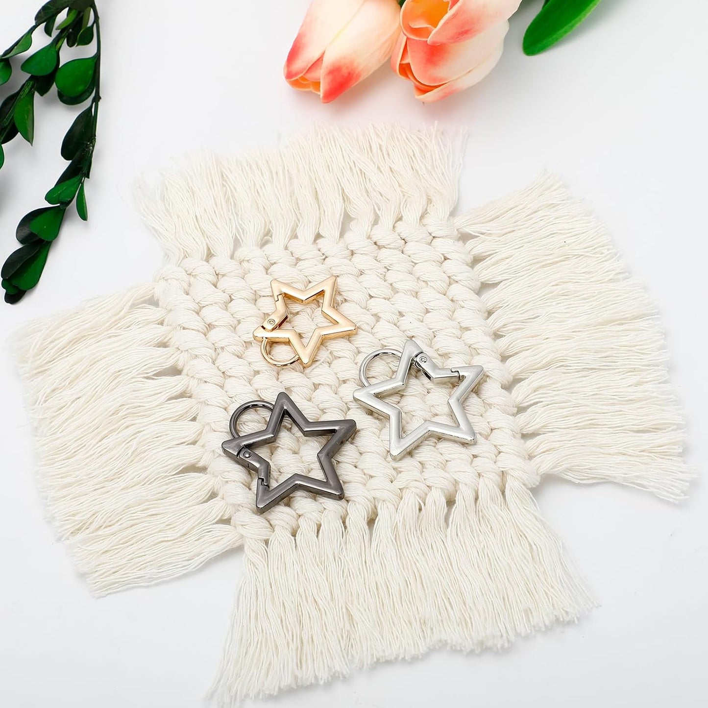 4 PCS Handmade Boho Coaster, 100% Cotton Woven Macrame Absorbent Coasters for Drinks, Heat Resistant Cotton Coasters for Coffee Table, Desk Kitchen Dining Room, Housewarming Gift (White & Pink)