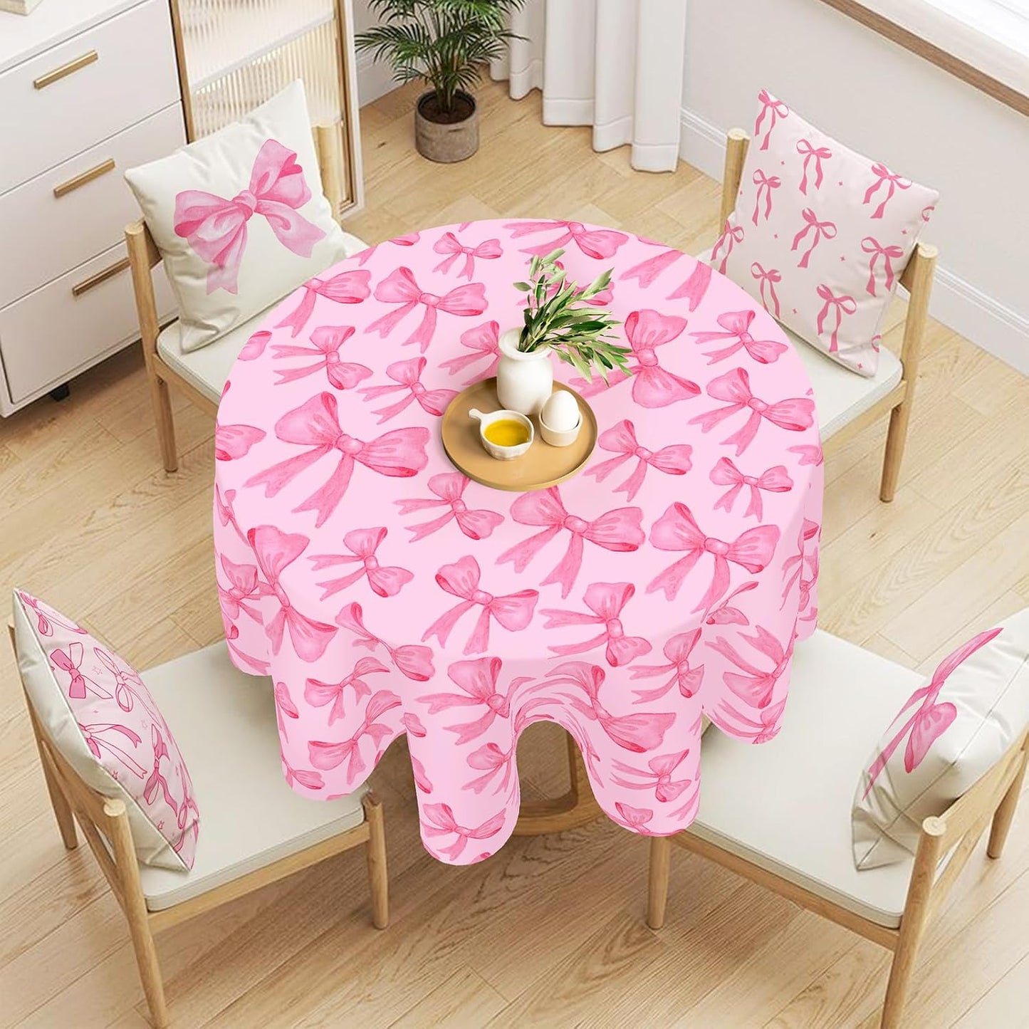 FYSUIMU Pink Bow Round Tablecloth 60 Inch Trendy Ribbon Bowknot Fabric Cloth Washable Table Cover for Picnic Dinner Table Decoration