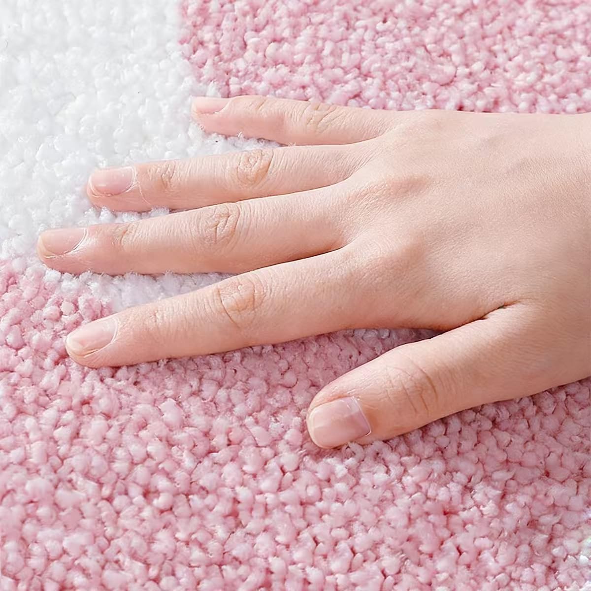 Cute Heart Bath Mat, Red Pink Warm Color Girls' Bathroom Rug, Fluffy and Soft, Anti Slip, High Absorbent, Easy to Clean, Machine Washable for Tub, Shower Mat, 19.7" x 39.4", Heart to Heart