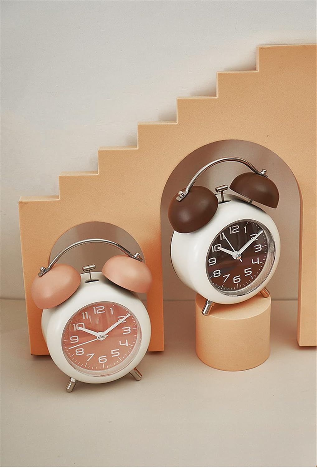 Alarm Clock, Metal 4 Inch Desk Table Analog Clock Silent with Night Light for Dormitory Home Office Travel Decor Alarm Clock (Pink)