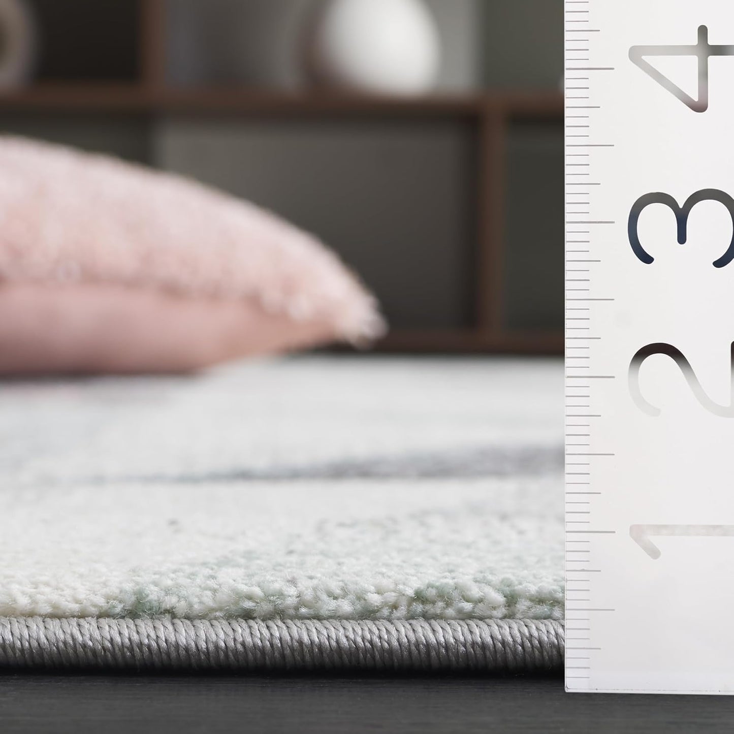 SAFAVIEH Porcello Collection Area Rug - 5'3" x 7'6", Ivory & Pink, Modern Abstract Design, Non-Shedding & Easy Care, Ideal for High Traffic Areas in Living Room, Bedroom (PRL6940A)