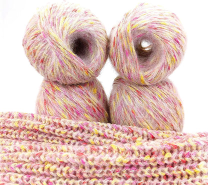 4 Pack Metallic Blend Yarn, 200g/600yds Shiny Sparkle Yarn with Gold Thread, 2mm Soft Wool Polyester Mix Yarn for Crocheting, Knitting, Light Garments, Scarves, Hats DIY Crafts (2#Pink)