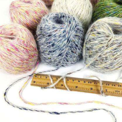 4 Pack Metallic Blend Yarn, 200g/600yds Shiny Sparkle Yarn with Gold Thread, 2mm Soft Wool Polyester Mix Yarn for Crocheting, Knitting, Light Garments, Scarves, Hats DIY Crafts (2#Pink)