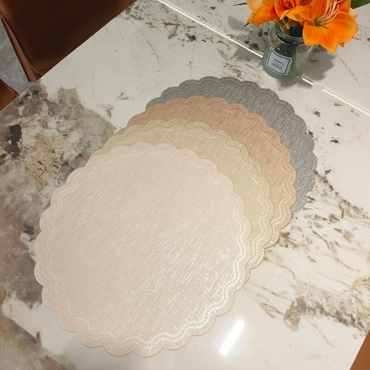 Round Placemats Set of 6, 15 Inch Scalloped PU Faux Leather Easy Wipe Kitchen Dining Mats (Nude Pink Gold)