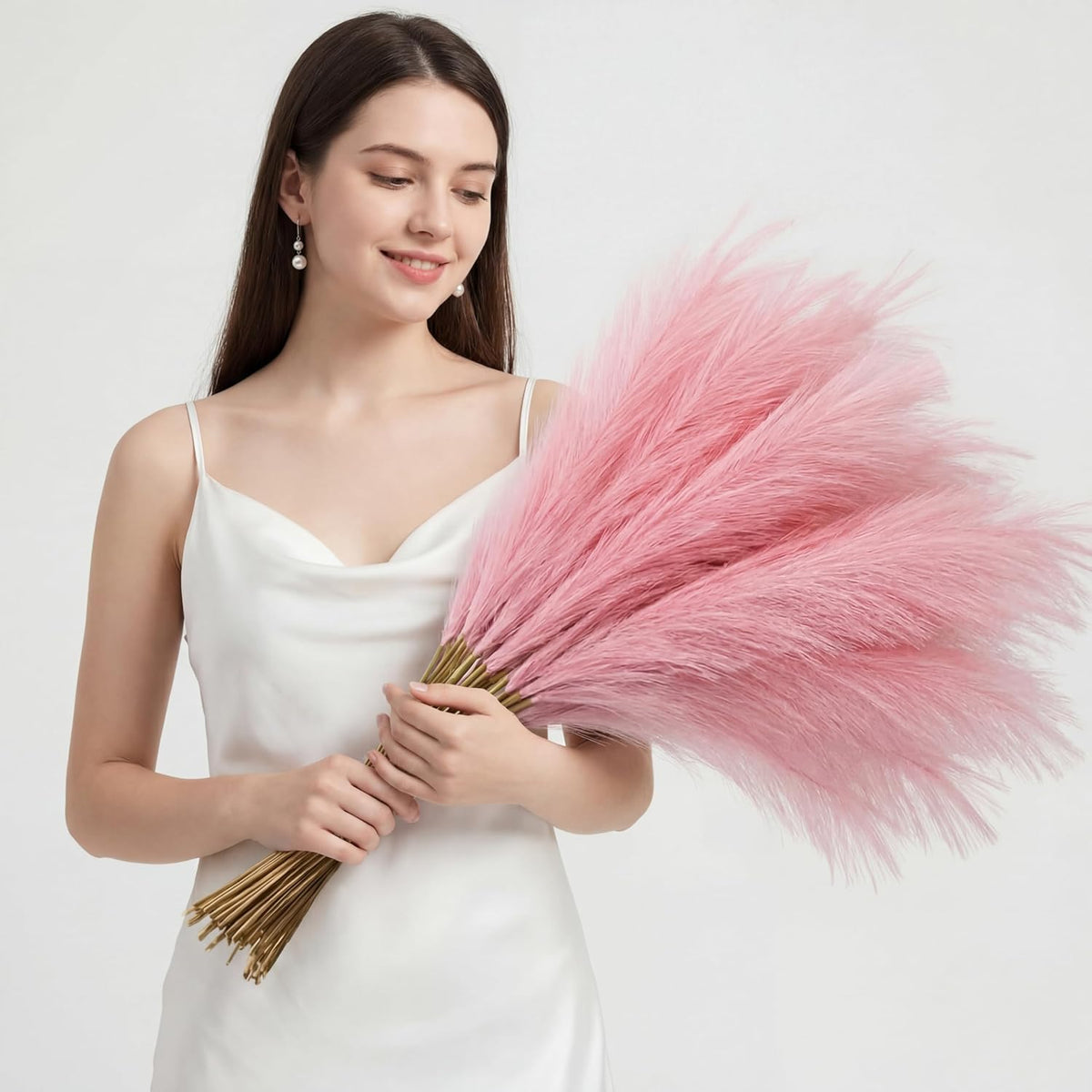 72 Pcs Pink Pampas Grass Decor for Wedding Bridal Shower DIY 21.7 Inches Faux Tall Pampas Grass Bulk Artificial Dried Flowers Feathers for Vase Filler Pastel Home Decor Party Bathroom Wall