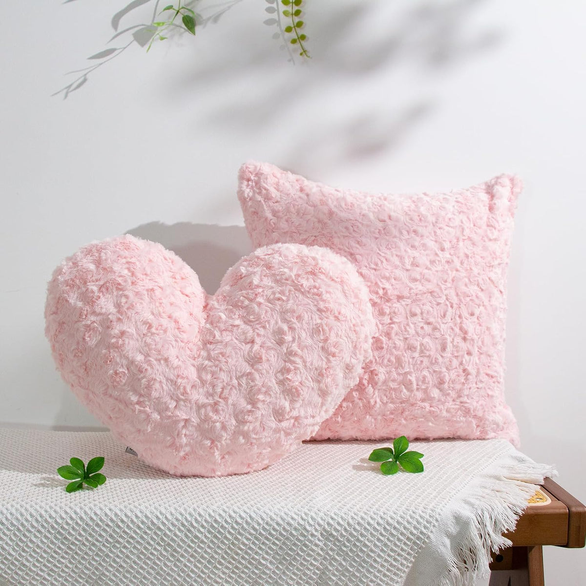 18 x 18 Pink Pillow Covers Couch Pillow Cases for Living Room Bed Room Faux Rabbit Fur with Rose Pattern Square Light Pink Cushion Covers for Bed Couch Sofa Chairs