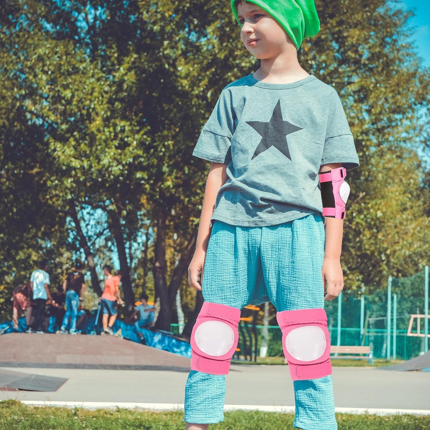Homoyoyo Protective Gear Set with Knee Pads and Wrist Guards for Roller Skating and Scooter Riding, Pink Size S Suitable Under 35kg, Sports Joint Protector for Skating and Outdoor