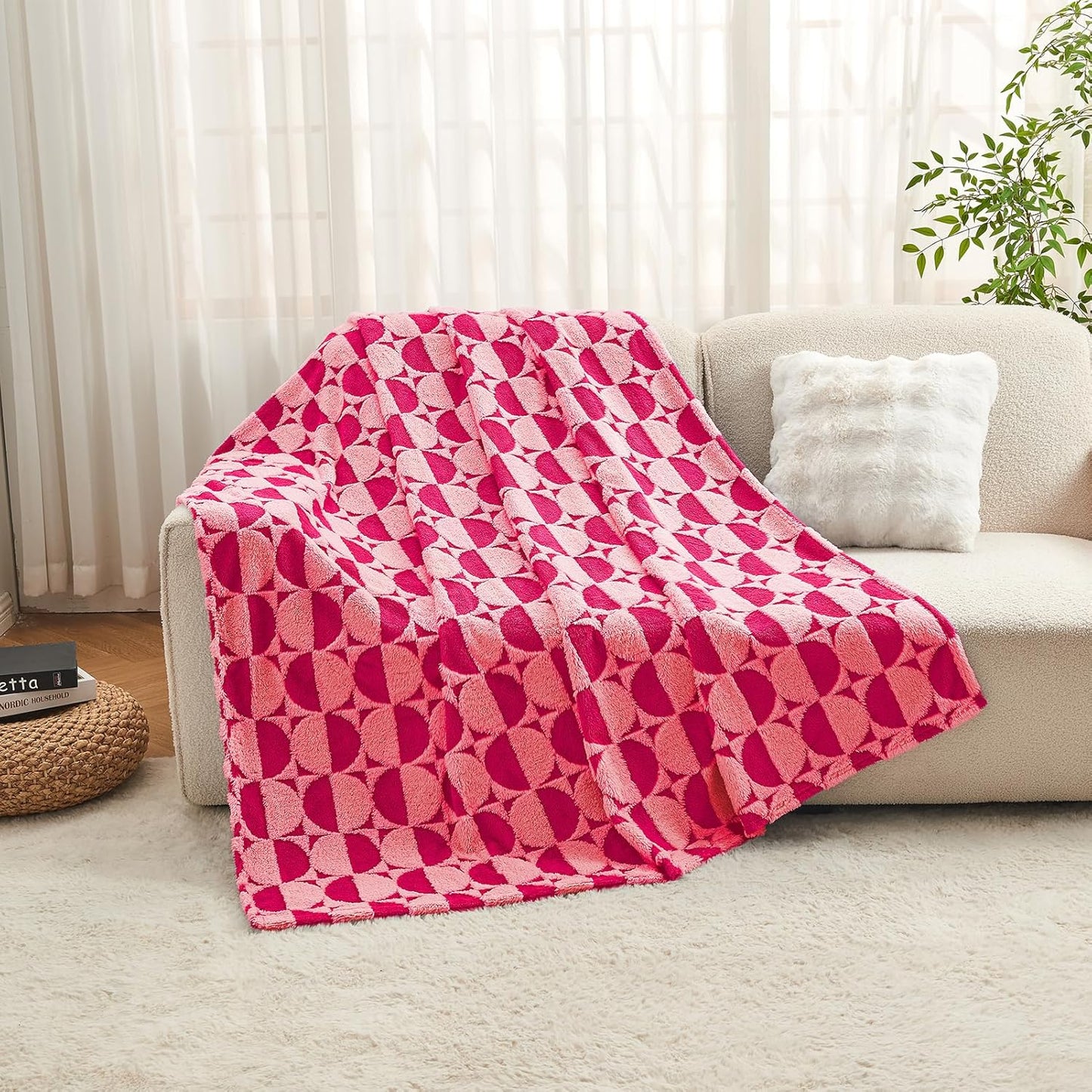3D Circle Pattern 300 GSM Soft Throw Blankets for Bed - Hot Pink Throw Blankets for Women,Warm Small Throw Blanket, 60x80 Inches