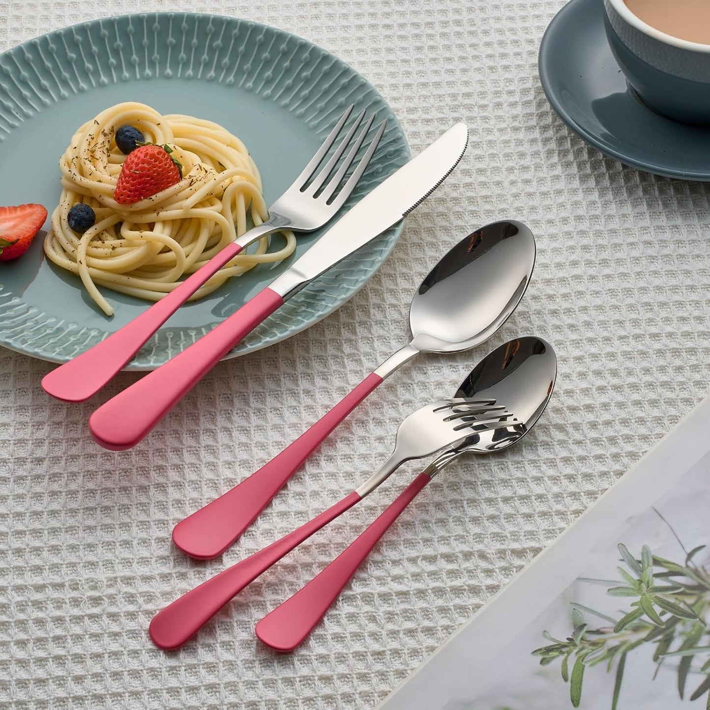 20 Piece Pink 18/0 Flatware Utensil Set for 4, Include Dinner Knife,Dinner Forks,Dinner Spoons,Salad Forks,Teaspoons,Silverware Set for 4, Dishwasher Safe