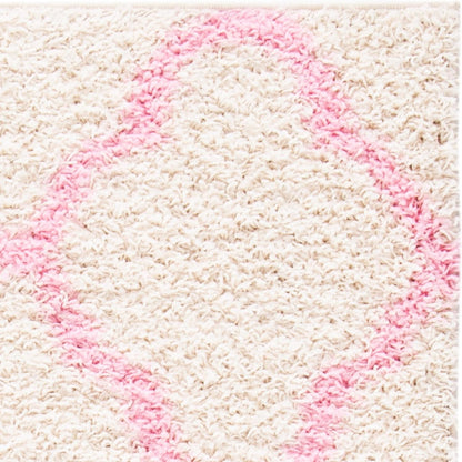 SAFAVIEH Dallas Shag Collection Area Rug - 6' x 9', Ivory & Light Pink, Trellis Design, Non-Shedding & Easy Care, 1.5-inch Thick Ideal for High Traffic Areas in Living Room, Bedroom (SGD257P)