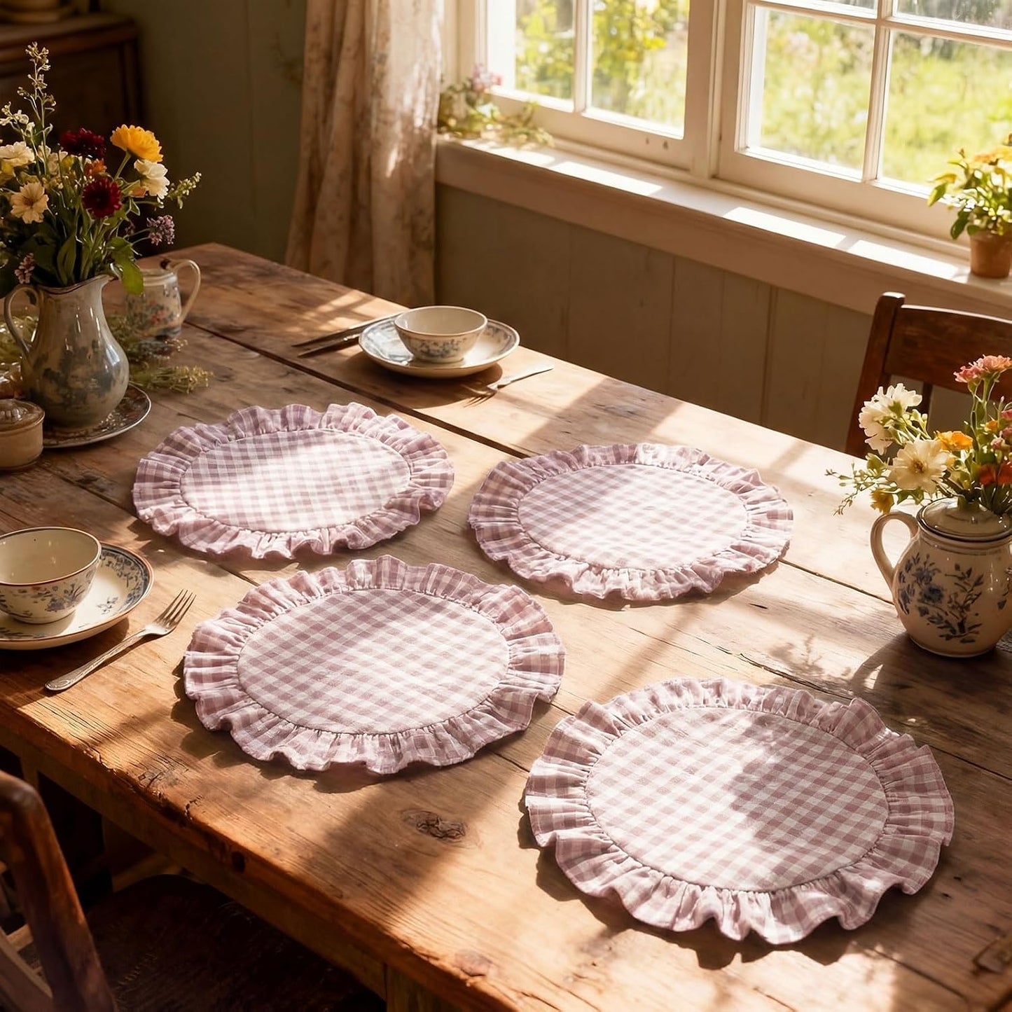 4 Pcs 15 Inch 100% Cotton Scalloped Round Placemats, Thin Light Pink Gingham Place Mats with Ruffle, Washable Placemats Table Mats for Kitchen Dining Holiday Gatherings Decor