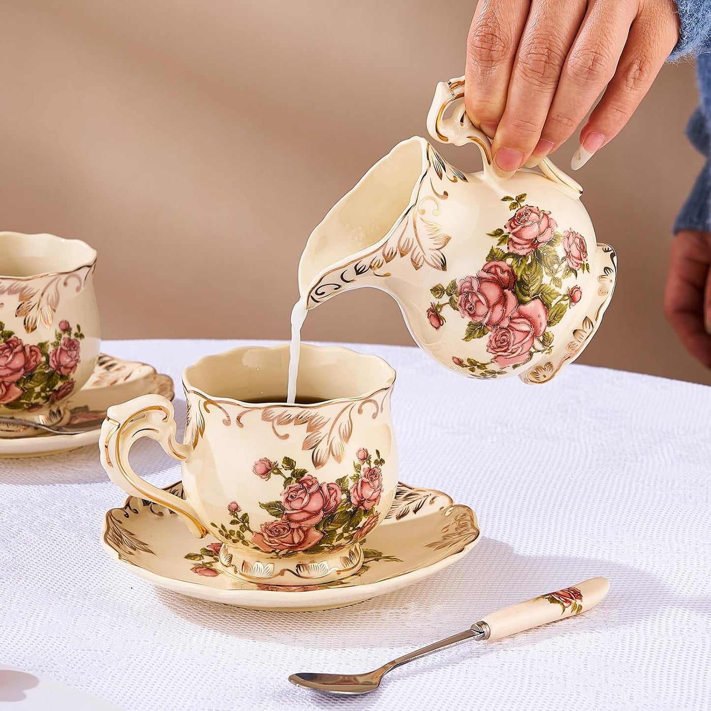 YOLIFE Ceramic Sugar and Creamer Set, Vintage Porcelain Pitcher Creamer Sugar Bowl with Lid, Pink Rose Floarl Golden Leaves Edge