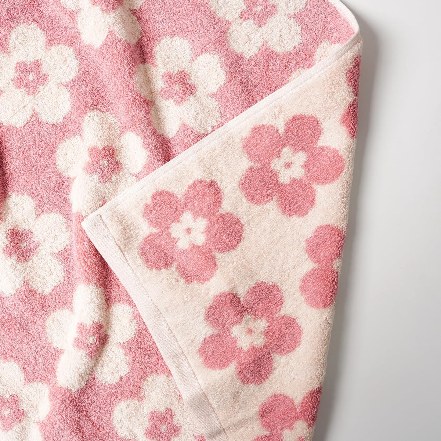 Pink Bath Towels - Set of 2 Made Cotton 27x55 Inches Highly Absorbent for Bathroom (BloomLux)