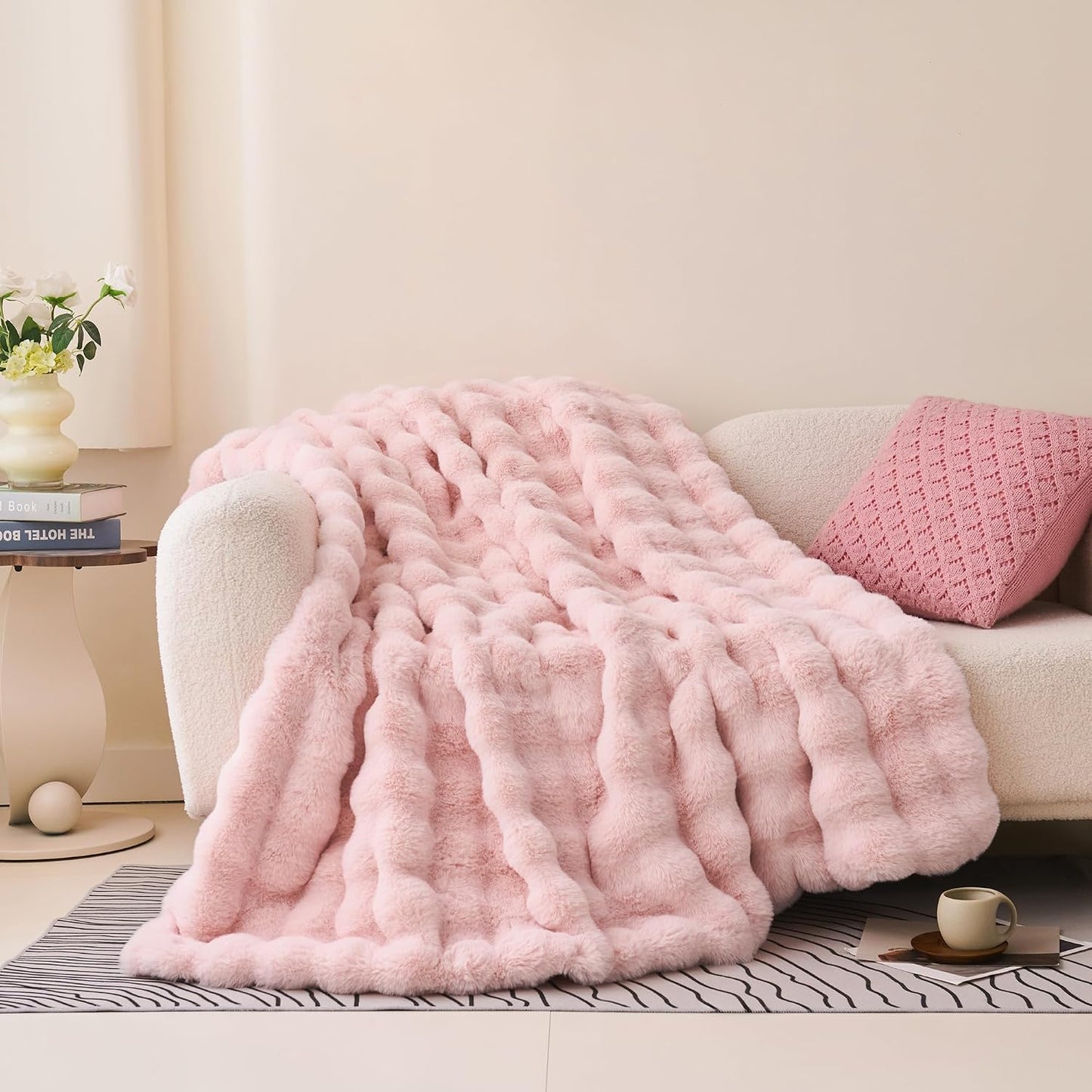 Comelady Soft Fluffy Faux Fur Throw Blanket 50"x60", Plush Thick Bubble Textured Blanket for Couch Bed, Cozy Fuzzy Luxury Room Decor & Warm Gifts for Women Girls, Light Pink