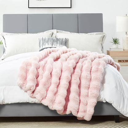 DREAMNINE Soft Faux Bubble Rabbit Fur Blanket Twin Size, Thick Cozy Decorative Warm Fuzzy Fur Blanket for Bed Couch Sofa Chair Bedroom Living Room Dorm Gift, 60 * 70 Inches, Pink