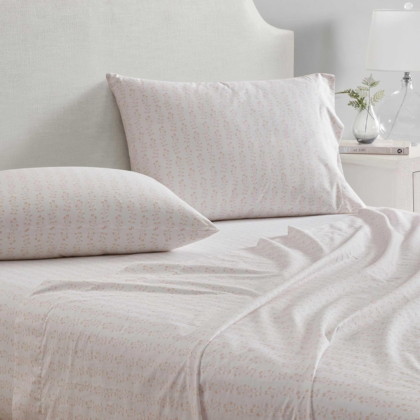 Martha Stewart - Queen Size Sheets Set, Crisp & Tailored Cooling Sheets w/a Naturally Smooth Cotton Percale Lightweight Feel - Bed Sheets with Matching Pillowcases & Fitted Sheet (Ditsy Vine Pink)