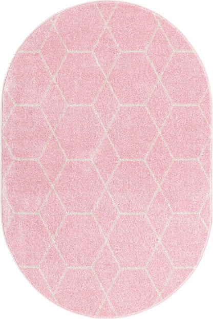 Rugs.com - Lattice Frieze Rug – 4' 1 x 6' 1 Oval Light Pink Easy-Clean Area Rug – Modern Trellis Pattern, Soft for Bedrooms and Nurseries