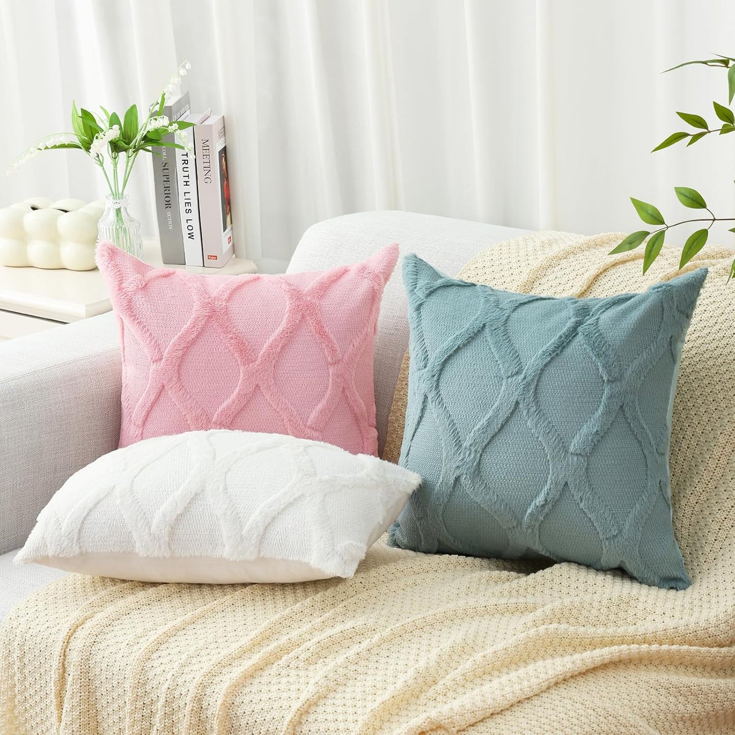 decorUhome Summer Throw Pillow Covers 18x18 Inch Set of 2, Soft Plush Faux Fur Wool Blush Pink Accent Couch Pillow Covers for Modern Farmhouse Bed Sofa Living Room