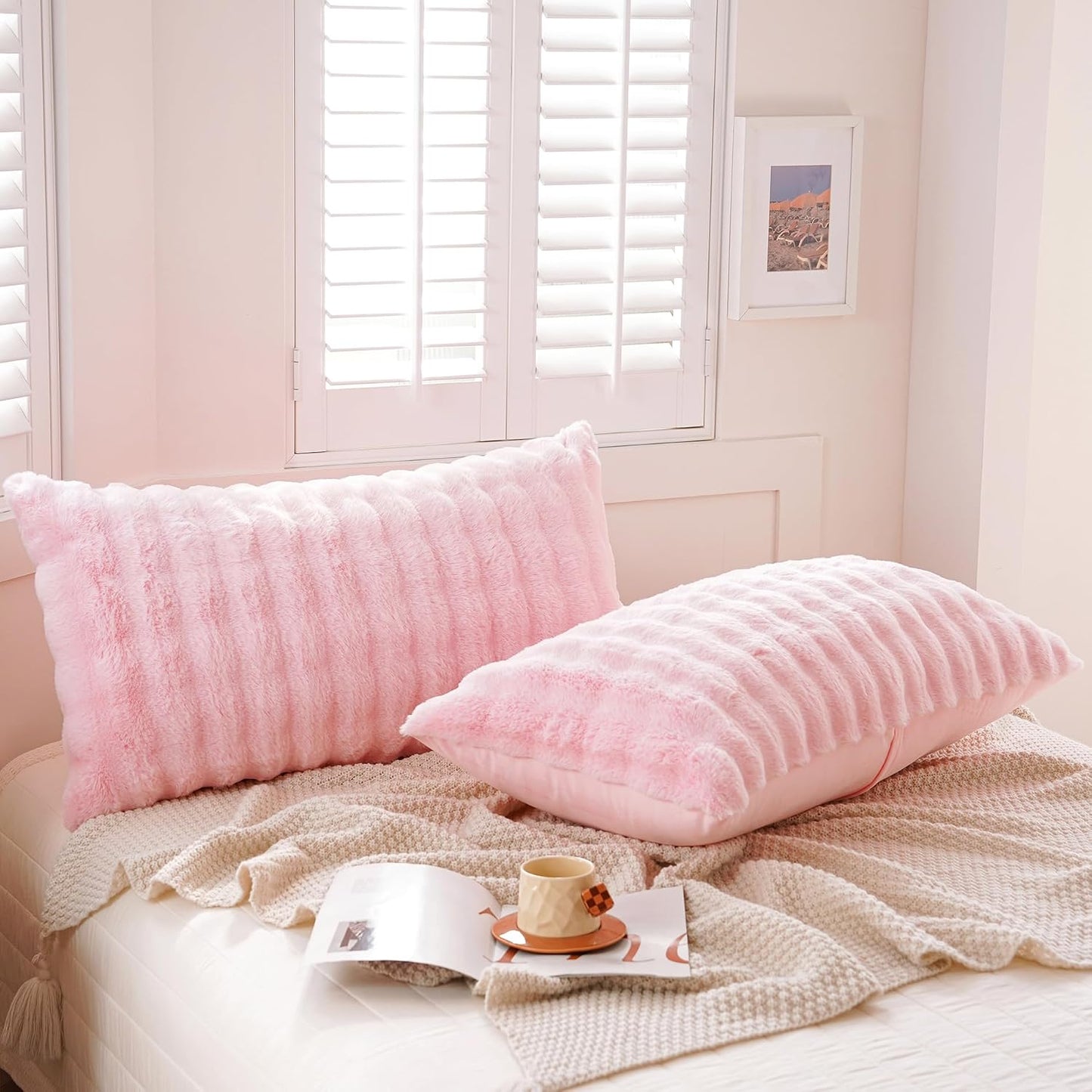 Set of 2 Faux Fur Pillowcases, Luxury Bubble Waffle Carved Plush Standard Size Pillow Shams Soft and Furry, Zipper Closure (Pink, 20"x26")