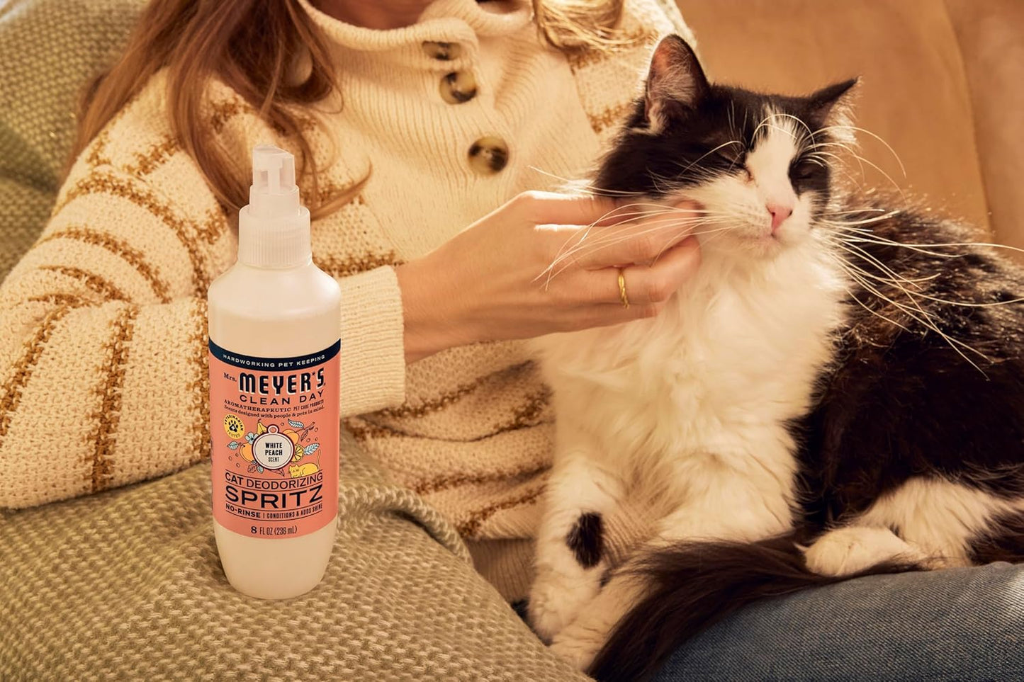 MRS. MEYER'S Clean Day Cat Deodorizing Spray, White Peach Scent, 8oz