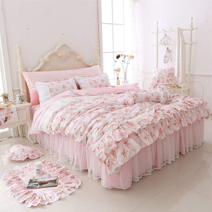 LELVA Romantic Roses Print Duvet Cover Set with Bed Skirt Pink Lace Ruffle Floral Shabby Chic Bedding Sets Full 4 Piece