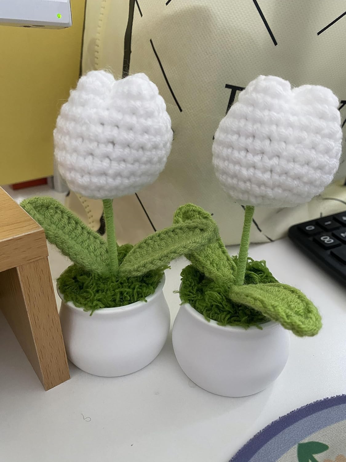 Crochet Tulip Flowers, 2pcs Small Potted Flower Tulip Artificial Flowers Handmade Knitted Tulips Potted Plants for Home Office Desk Decorations Gift (Pink)